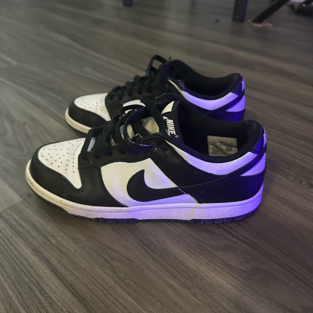 Nike Panda Dunks